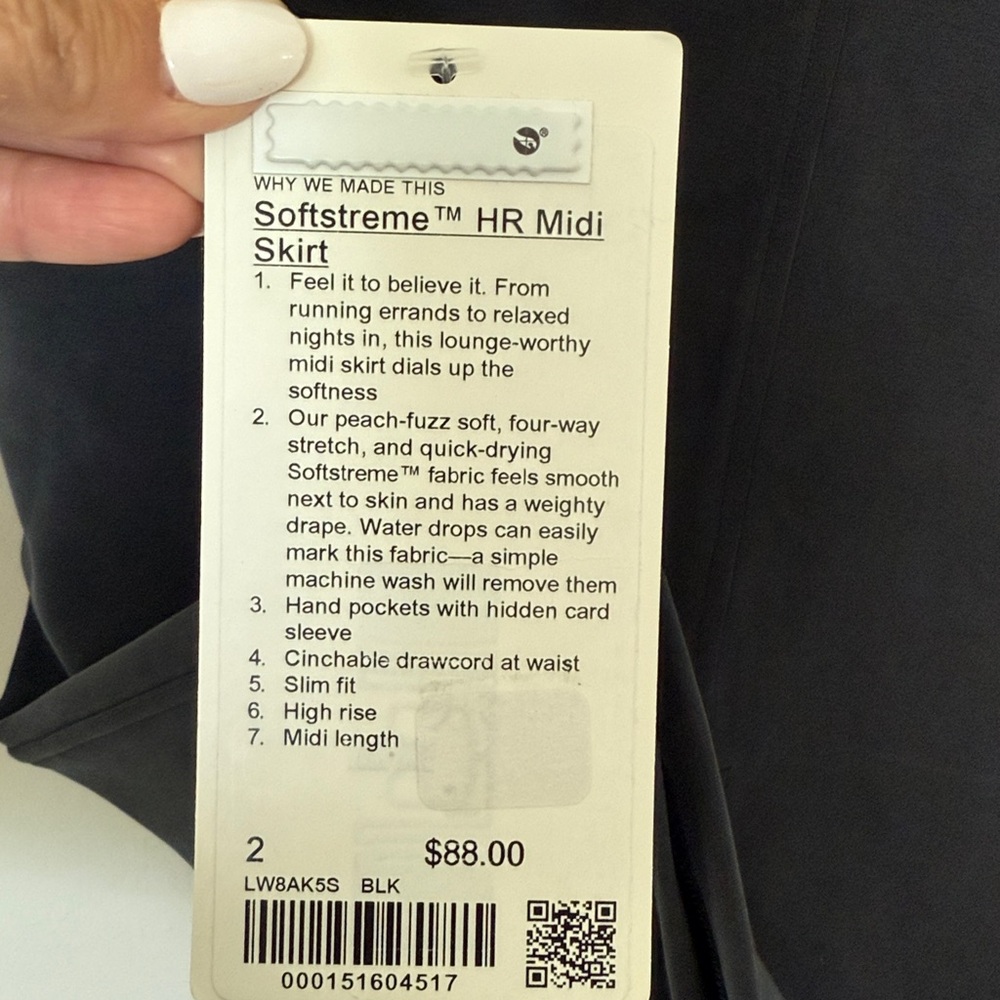 Lululemon softstreme HR midi Skirt - Picture 5 of 5